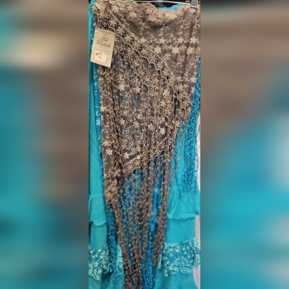 Mother of the Bride - Picture 12 of 13